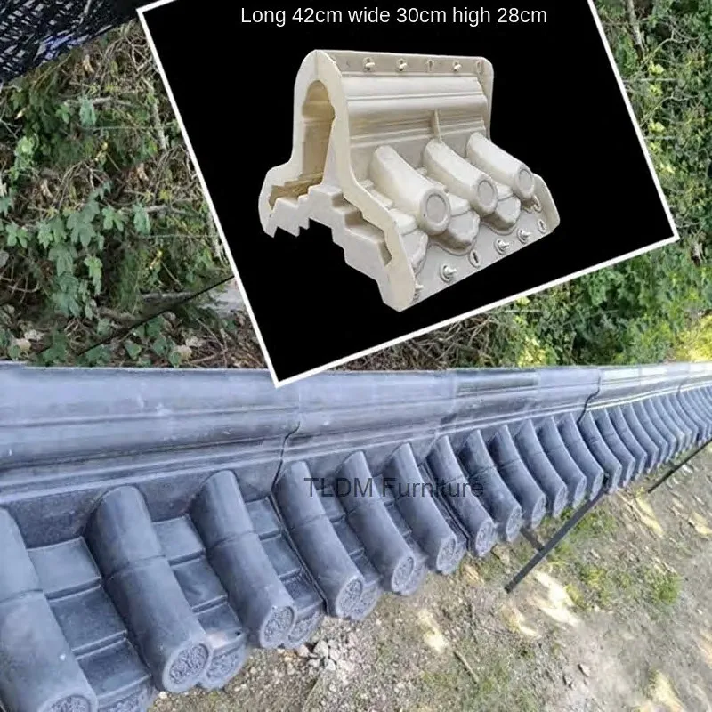 Antique Courtyard W…