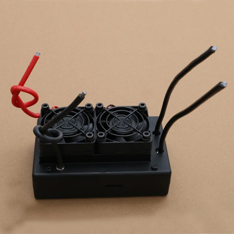 1 SZT. Dwukierunkowy regulator obrotów szczotkowy ESC 200A 12-33V do łodzi RC, moduł sterowania silnikiem 3S-7S