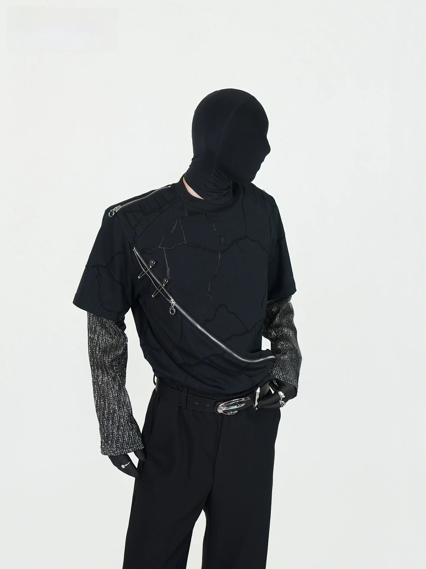 

Футболка VE2 Advanced Structure Design Cra с полуоткрытыми рукавами, базовый слой для занятий спортом, молодежная модная модель из хлопка и полиэстера.