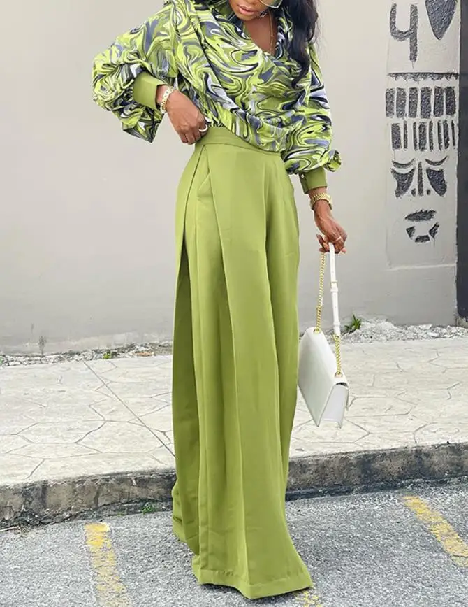 

Women's Trousers Sets 2 Pieces Outfit Abstract Print Cowl Neck Lantern Sleeve Loose Top & Casual Ruched Slit Wide Leg Pants Set