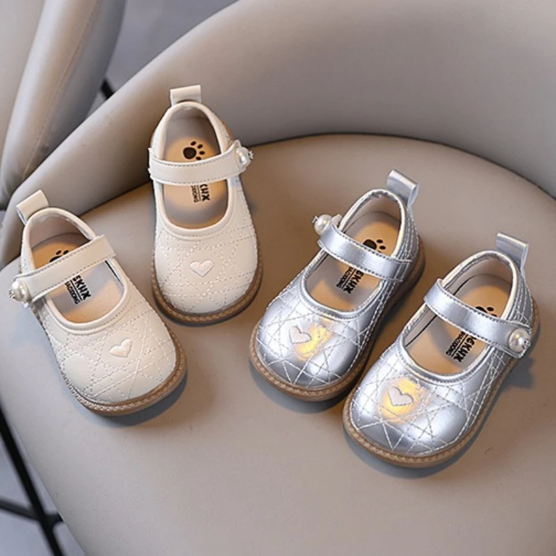 

French Girl Princess Shoe2026Spring Autumn New Korean Version Child Soft Loafers Fashion Girl Anti Slip Baby Bean Leather Shoes