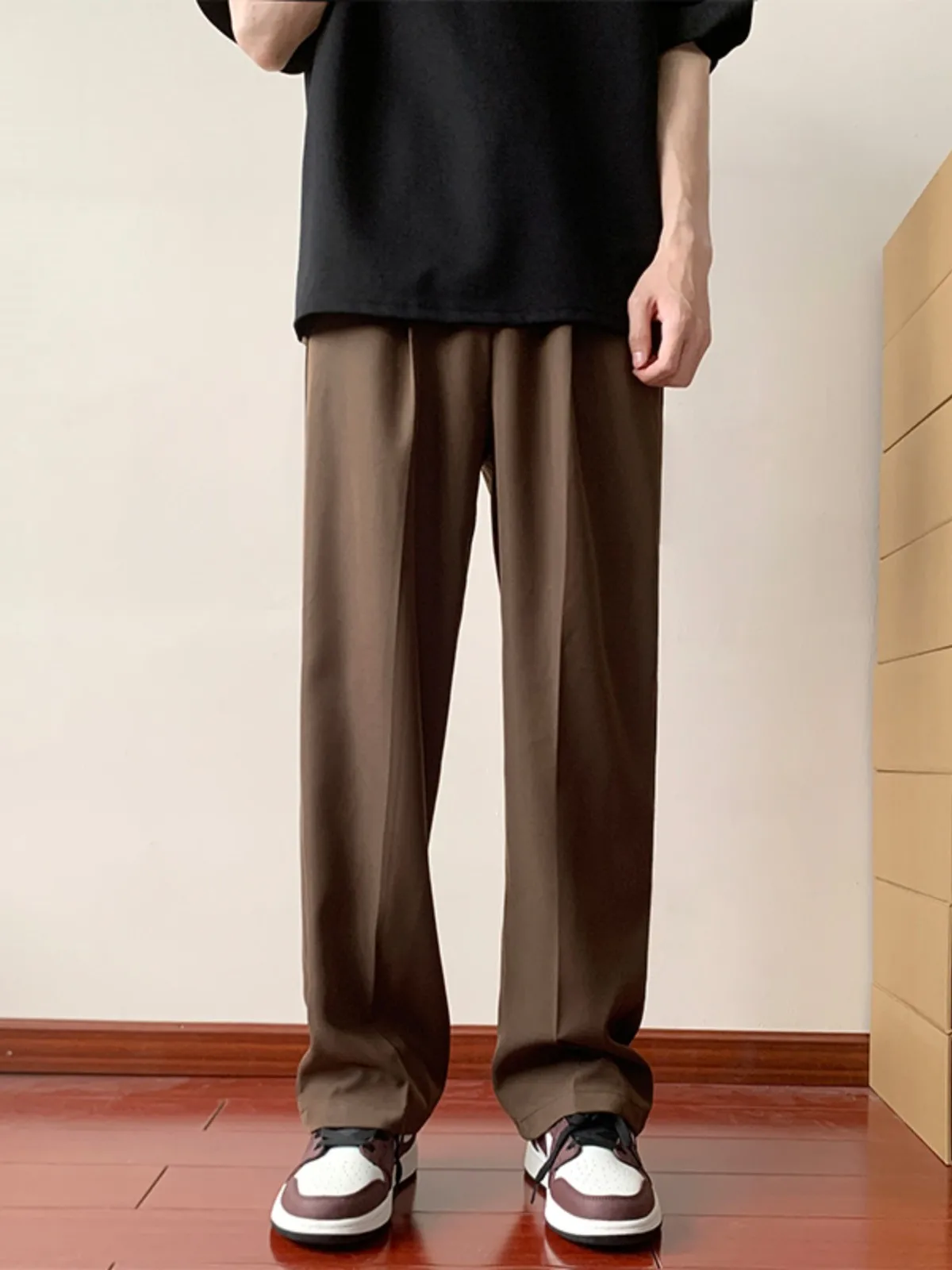 

Ice Silk Men's Pants Drapey Lightweight Summer Casual Straight Leg Suit Pants Loose Fit Comfortable Breathable Faionable