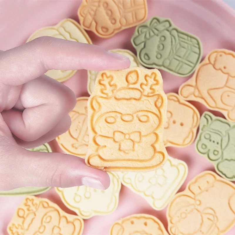 New Pack of 8 Multiple Christmas Cookie Molds Funny Biscuits Baking Embosser