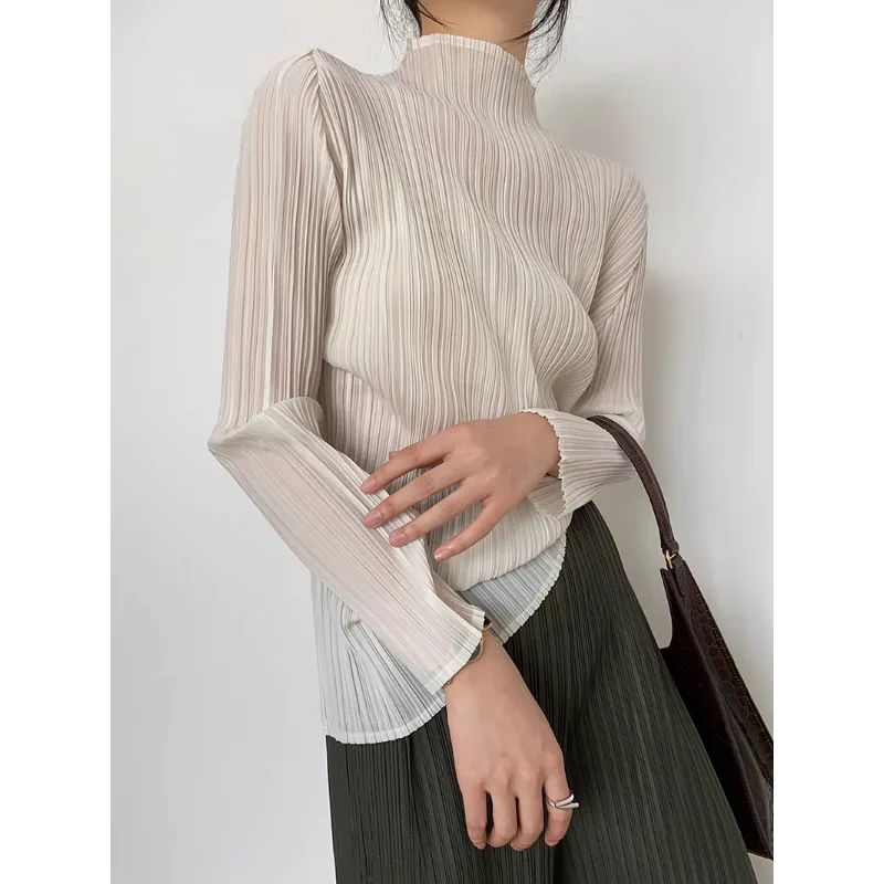 GGHK Pleated Women Long Sleeve T-Shirt Solid Color Round Neck Loose Stretch Slim Fashion Classic Design Female Tops