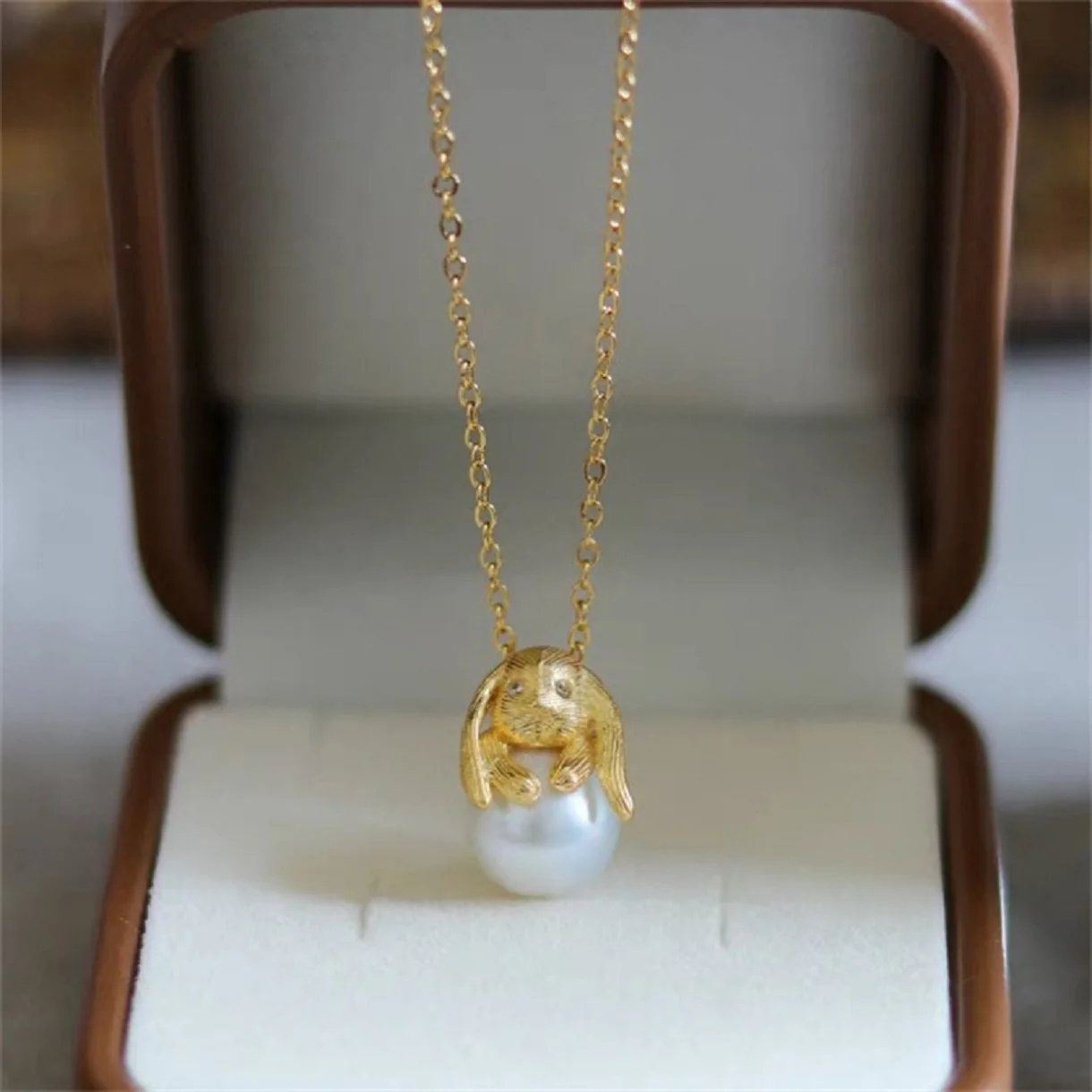 

2025AAA10-11mm silver wire drawing process Bunny pendant pendant