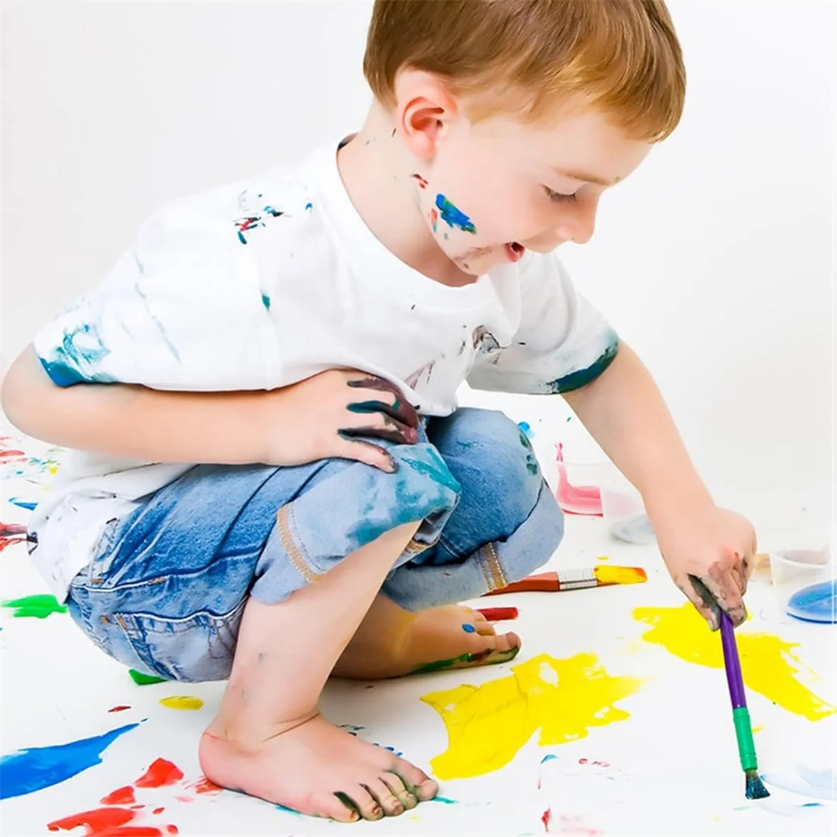 

Paint Set - 12 Colors of Fine Sticky Acrylic Paint - Easy to Carry, Washable PaintHUG