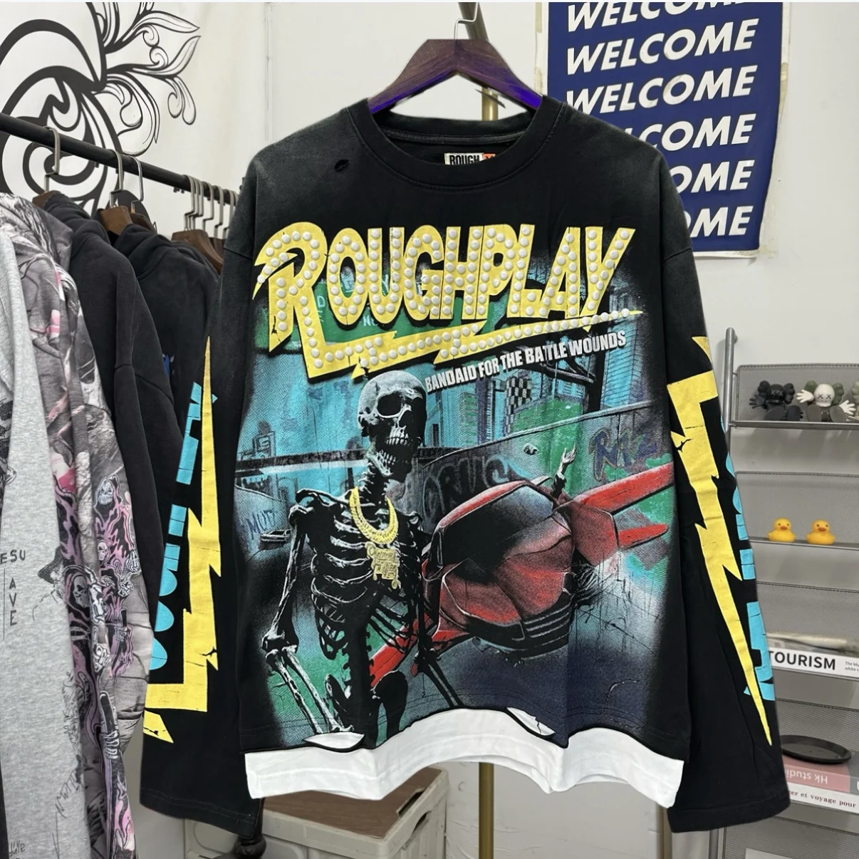 

Футболка в стиле Rough Play American High Street, удлиненная, с принтом черепа, потертая, с эффектом состаривания, для повседневной носки