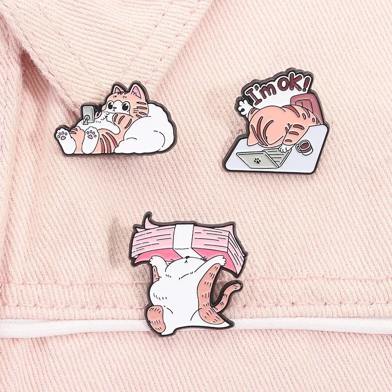 Animal Brooch Cartoon Cute Funny Puppy and Kitten Series Set Metal Badge Small Jewelry Wholesale Bag Pins for Caps Cap Pin Lapel