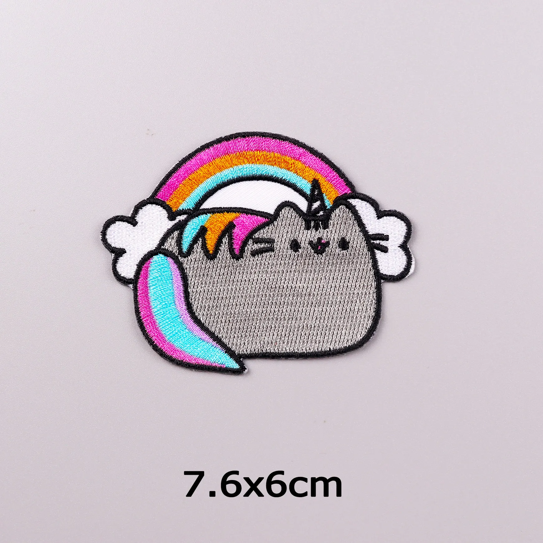 Cartoon Rainbow Cat Embroidered Patches on Clothes DIY Animal Applique Clothing Thermoadhesive Patches For Clothing Stickers