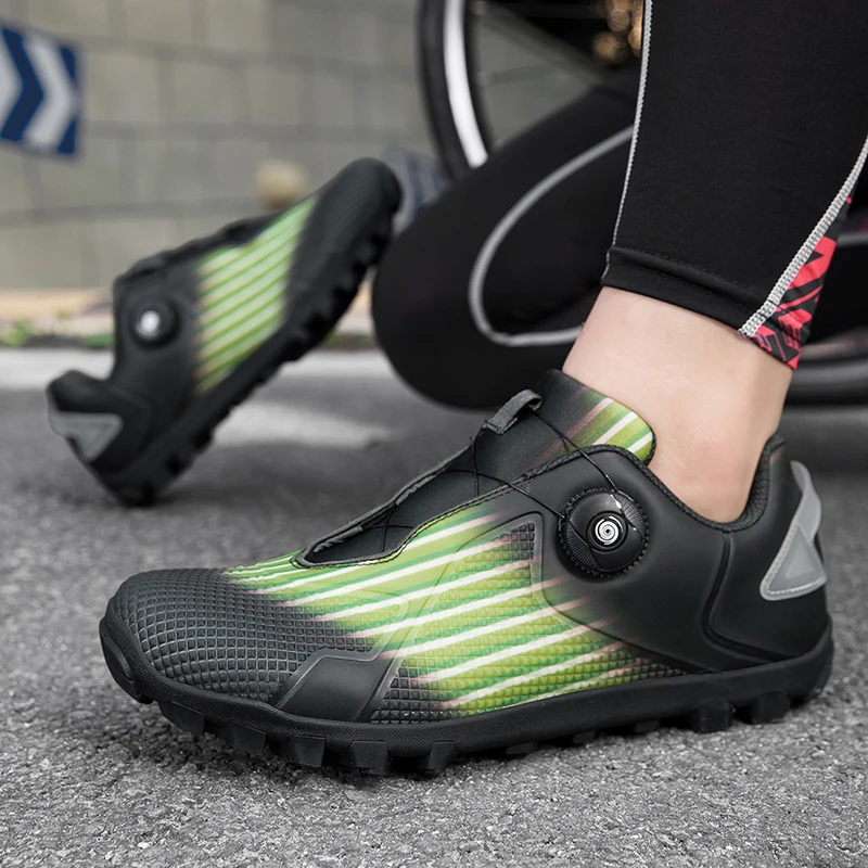

new summer style professional cycling shoes locks unisex universal cycling shoes comfortable hard soled mountain riding shoes