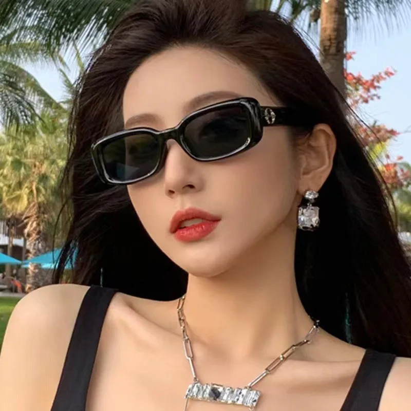 

New European and American small face square box popular anti UV sunglasses2024