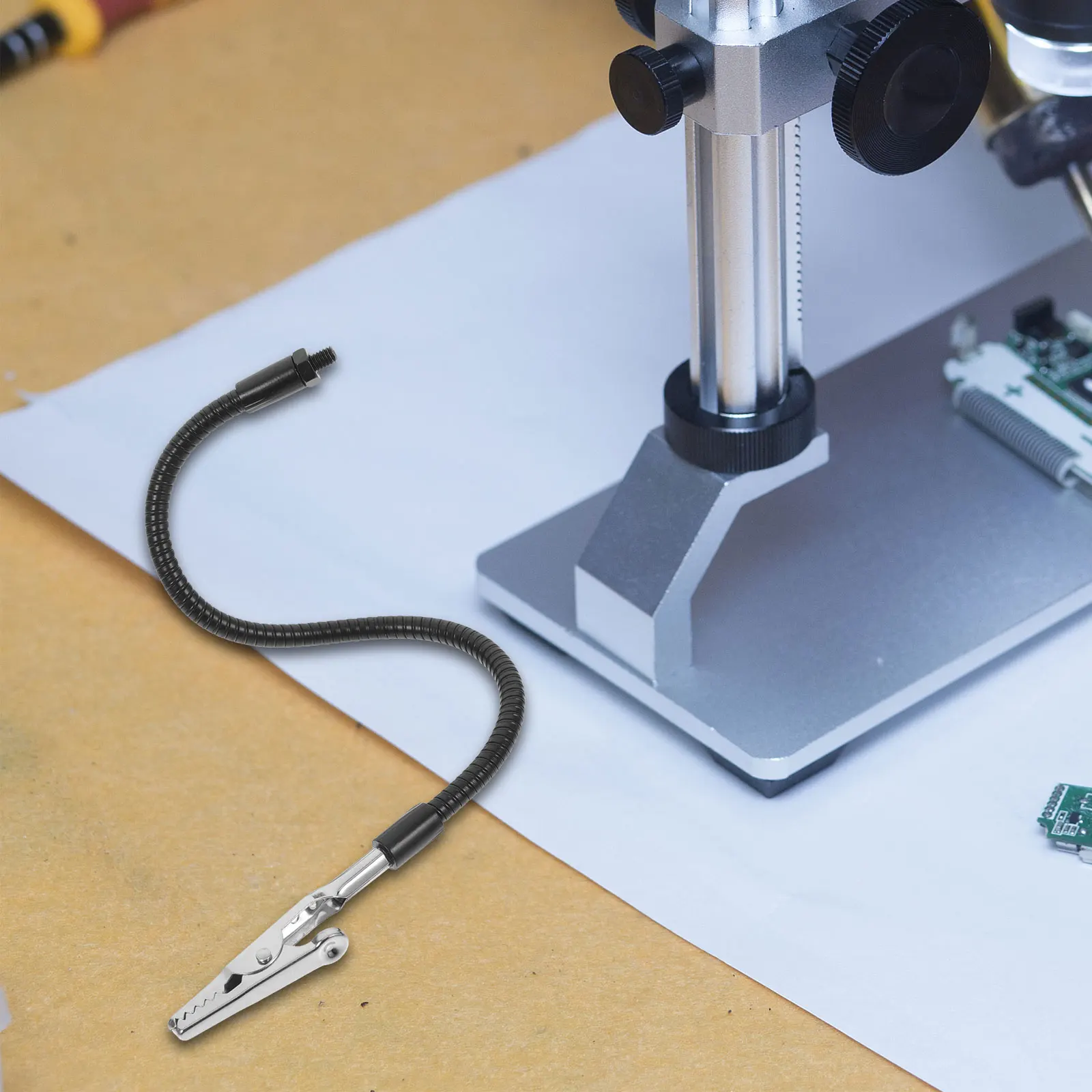 3PCS Morsetto per banco di saldatura Apparecchi di saldatura Kit di riparazione per circuiti stampati PCB Morsetti a coccodrillo in metallo Supporto ad angolo regolabile