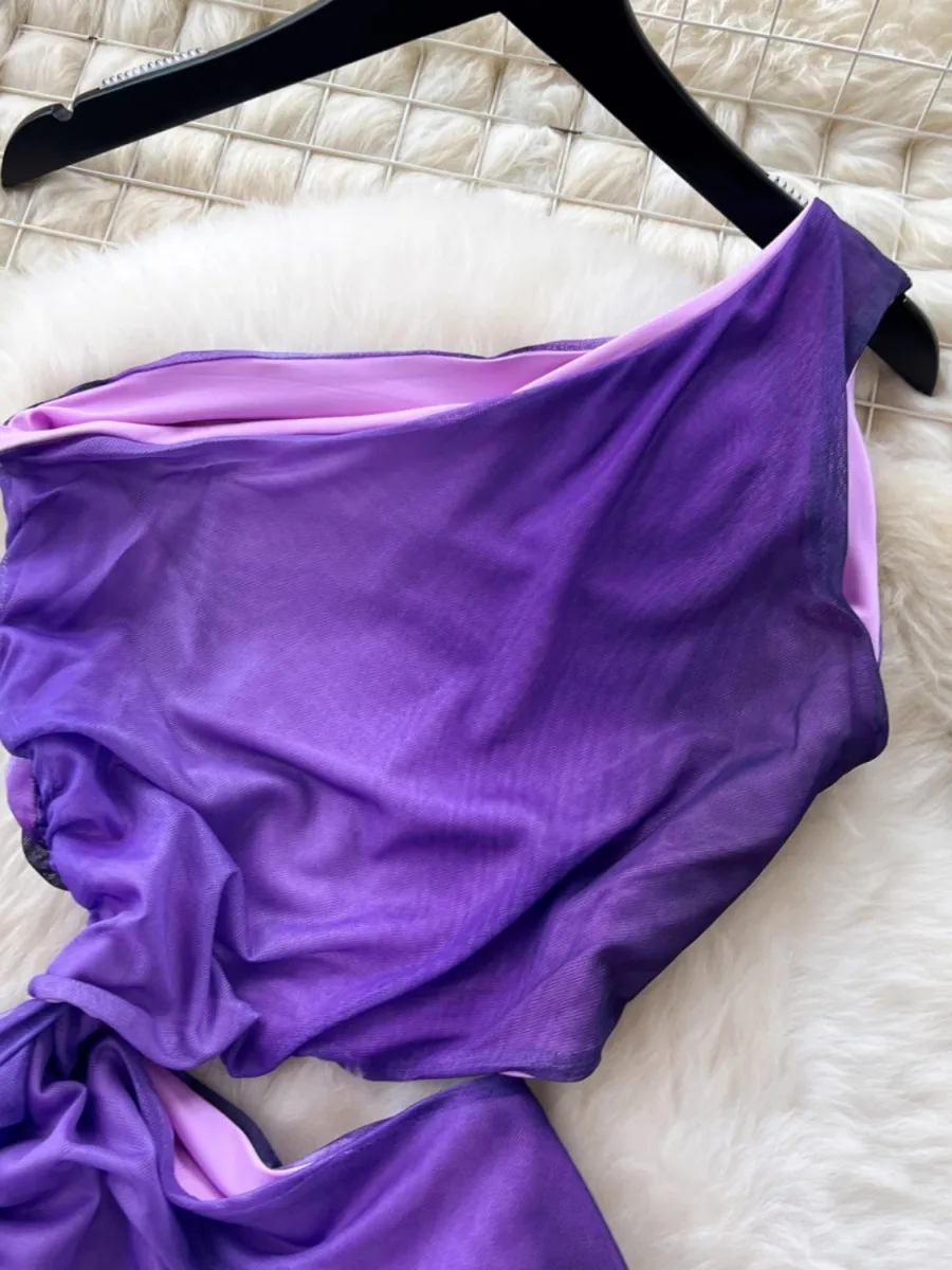 فستان Foamlina العصري Ins المتخصص بخصر واحد وكتف واحد بدون أكمام مطبوع فساتين نسائية صيفية غير متماثلة ميدي Bodycon