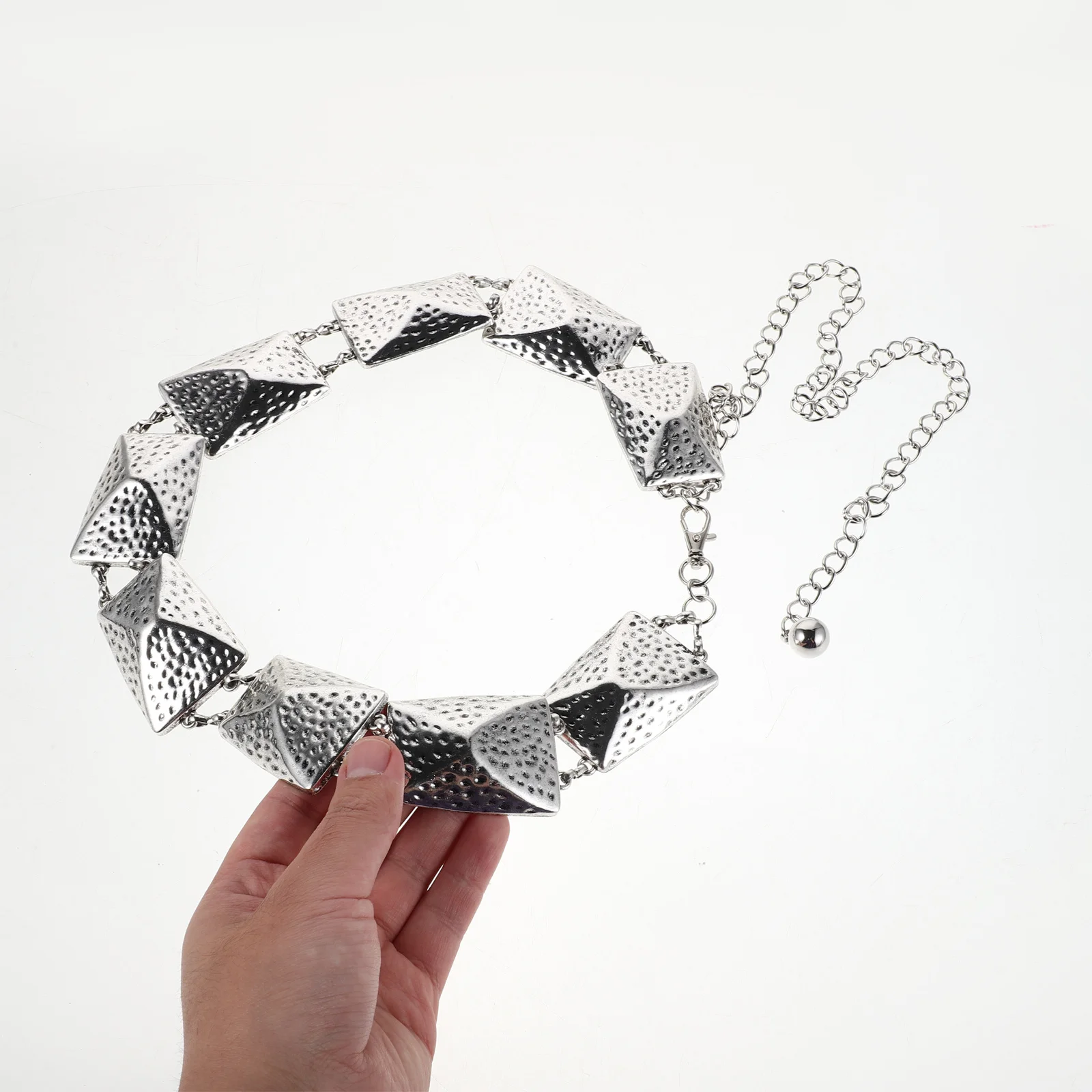 

Golden Chain Belt Pyramid Link Metal Waist Chain Adjustable for Women Fashion Chunky Body Belt Dress Accessory Boho