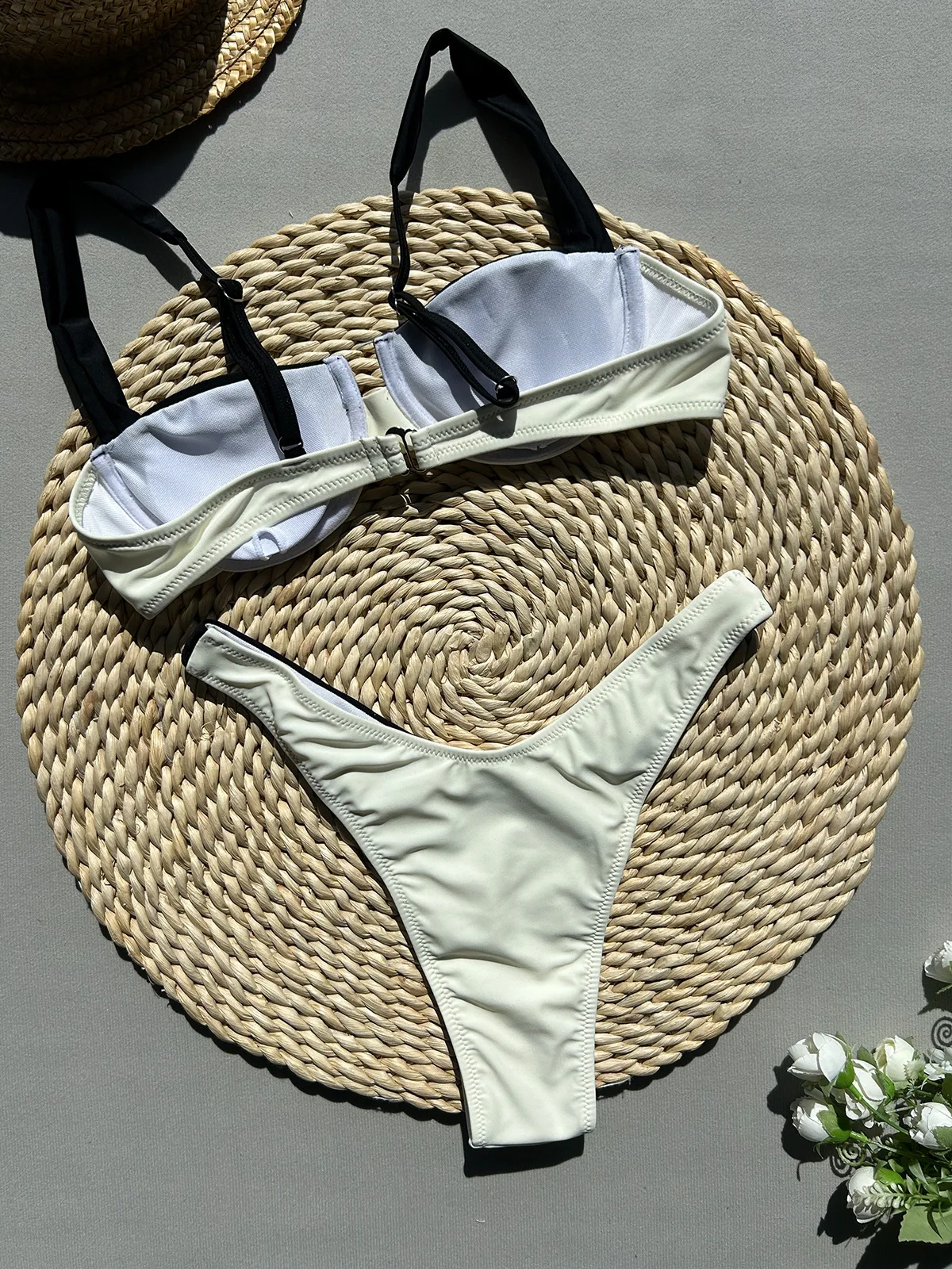 Conjunto de Bikini estilo Push Up para mujer, traje de baño Sexy de retales blanco albaricoque, ropa de playa, traje de baño para mujer 2025