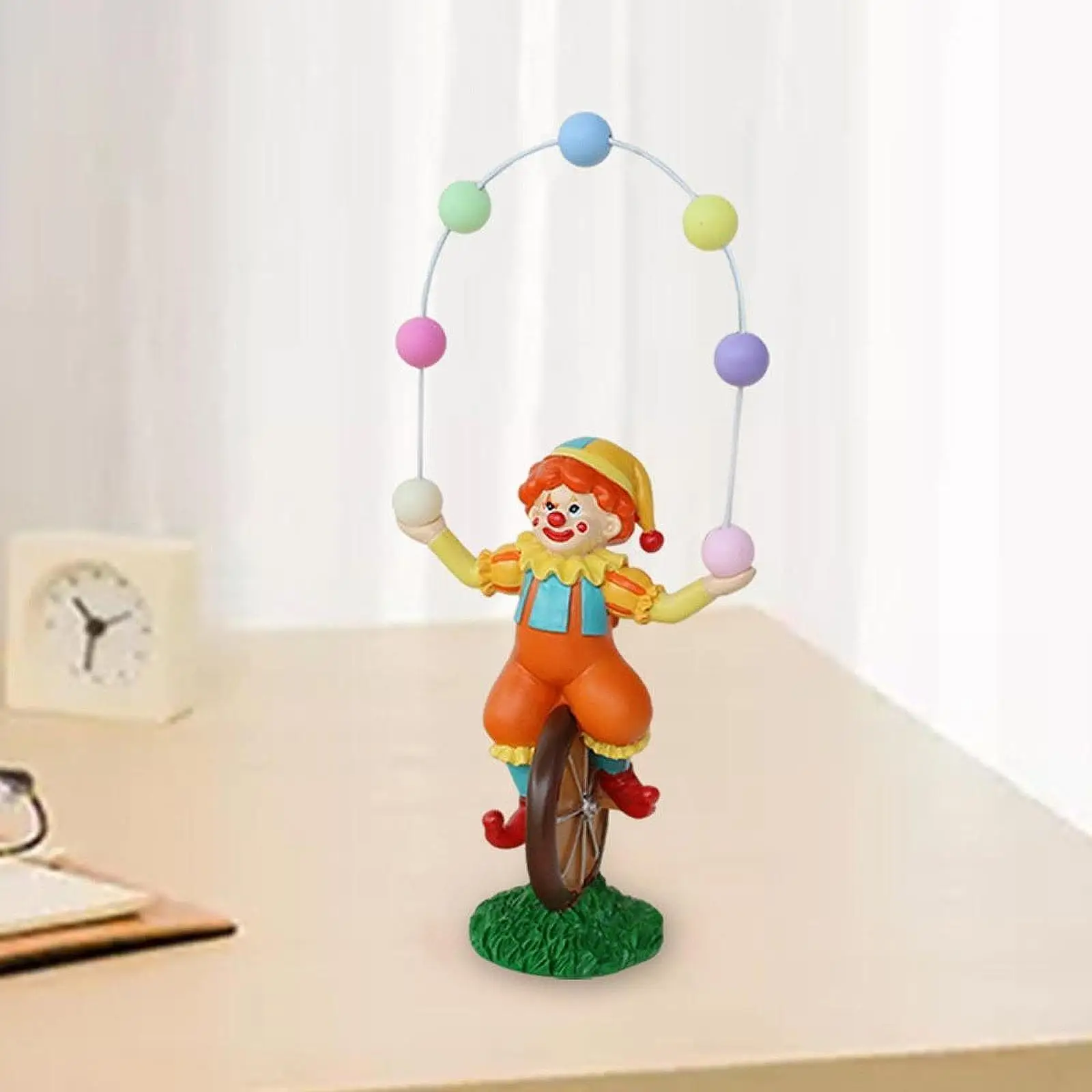 Acrobatic Clown Figurine Small Statue Resin Art Crafts Dollhouse Accessories Flowerpot Decor for Desk Patio Housewarming Gift