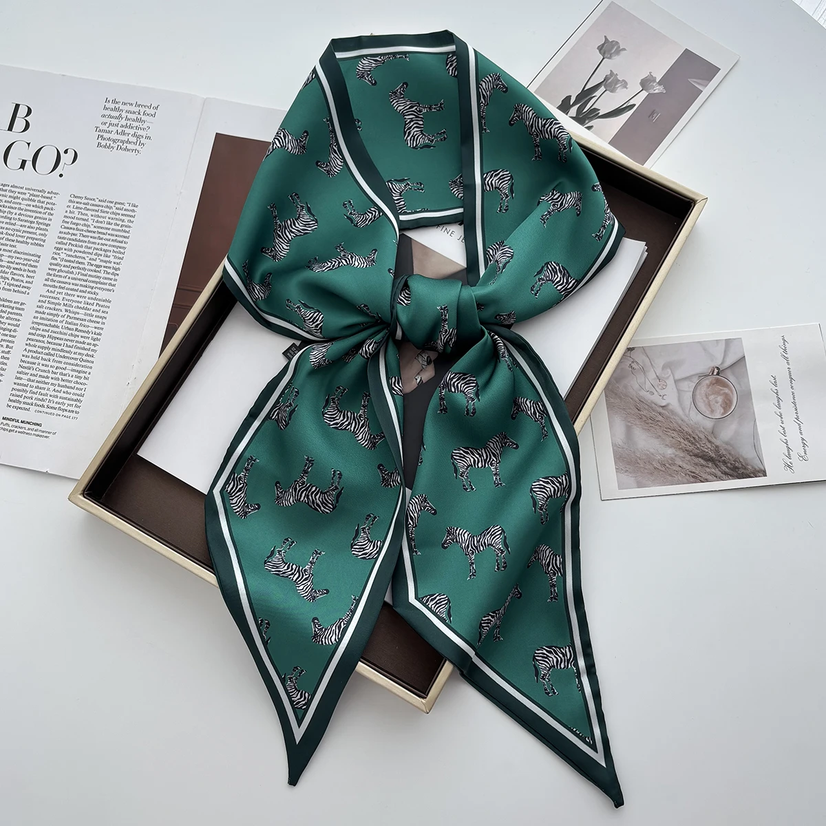 Sciarpa con stampa di lusso Nastro sottile Fasce per capelli Donna Collo Fazzoletto Foulard Fasce per capelli Sciarpe Borsa Maniglia Nastro 145 * 14 CM