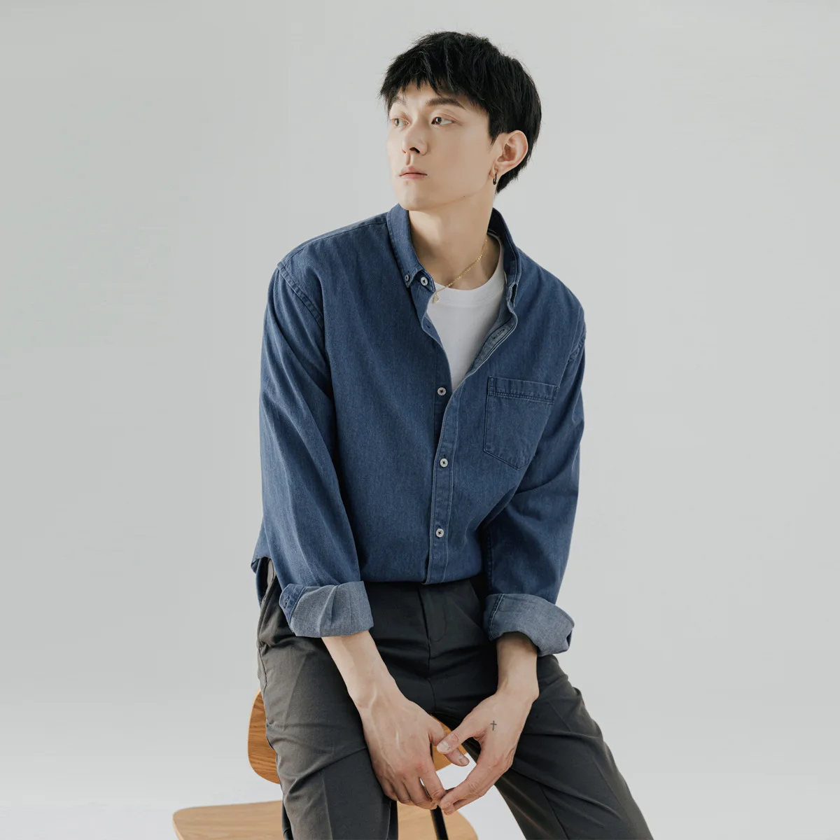 Men's Cargo Denim Shirt Long Sleeve Solid Color Casual Work Shirt Korean Style Spring Autumn Fashion Jackets