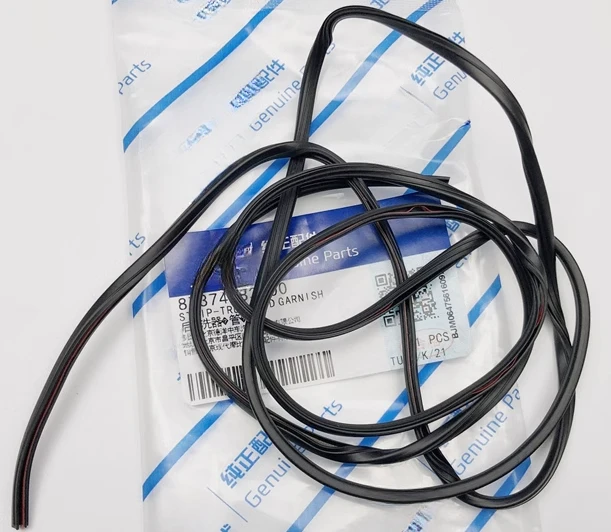 

Brand New Genuine Rear Trunk Strip Luggage Sealing Strip Rubber Strip 87374B3000 for Hyundai Mistra 87374-B3000