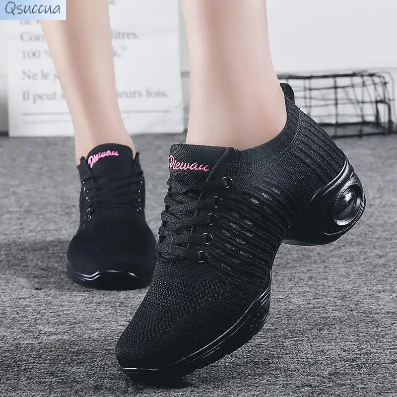 

New Summer dance Shoes Ladies White Mesh Stretch Flying Woven Square Dance Shoes Soft-Soled Air-Padded Shoes