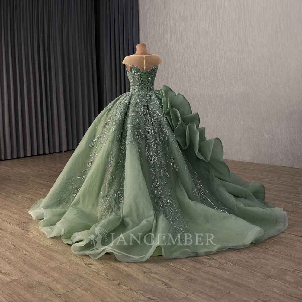 Customized Shiny Green Quinceanera Dresses Organza Lace Up Back Sequins Court Train Layering Vestido De 15 Quinceanera