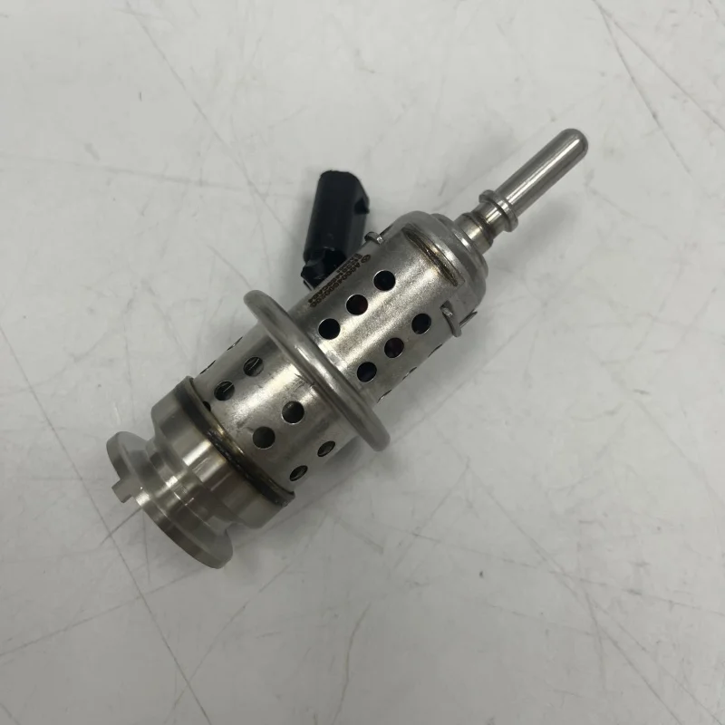 

Urea Injector Nozzle A0004900200 0004900200 A0004920100 0004920100 for 2019-2020 Sprinter 2500 3500