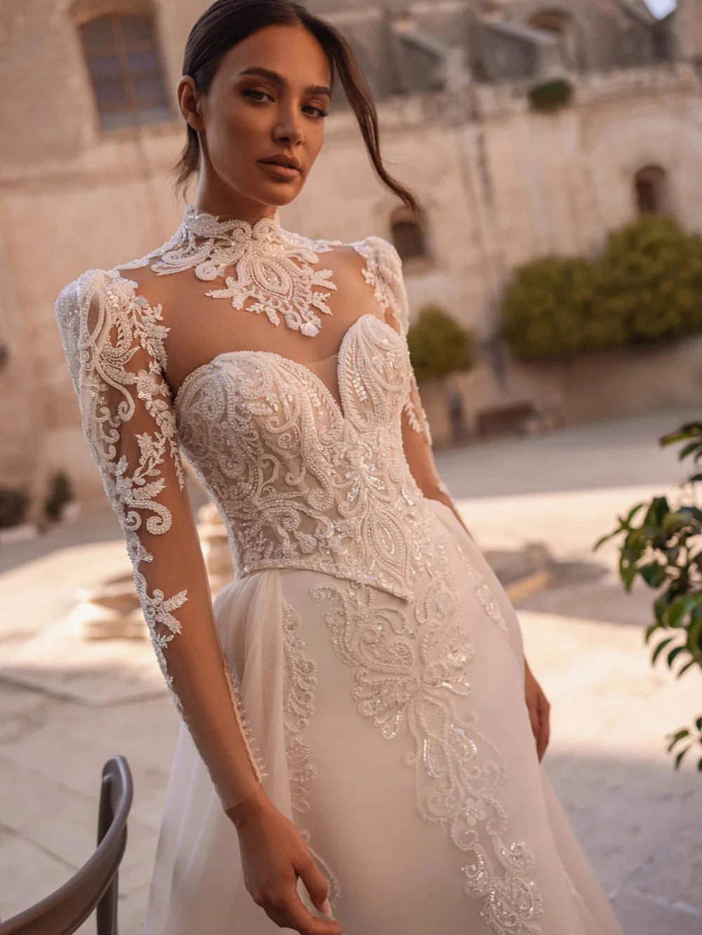 ชุดแต่งงานแขนยาวประดับลูกปัดแบบถอดได้ สีไอวอรี่ คอสูงทรงเมอร์เมด ชุดใหม่สั่งตัดได้ ชุดเจ้าสาวที่มีเสน่ห์