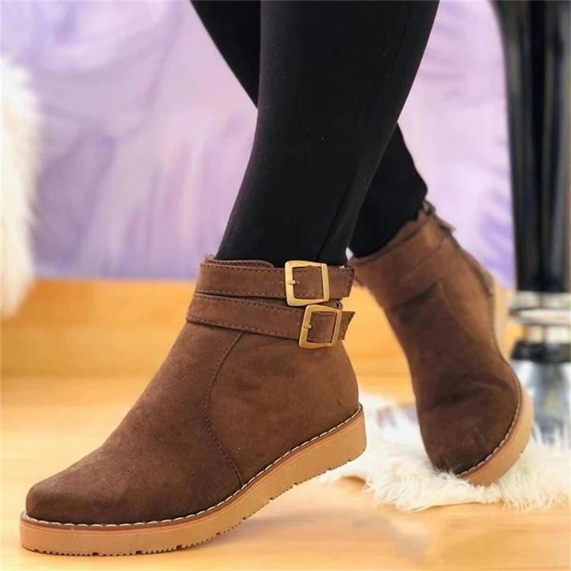 New Autumn/winter Round Toe Flat Bottom Comfortable and Fashionable Short Boots Buckle Design Catwalk Model Casual Women's Boots