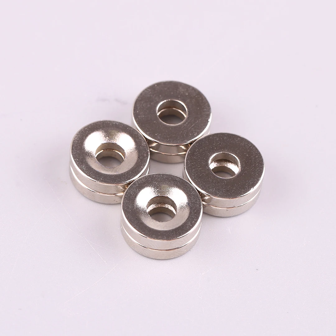 High magnetic induction magnets for model aircraft can be used as cabin magnets for fixed wing aircraft cabin covers