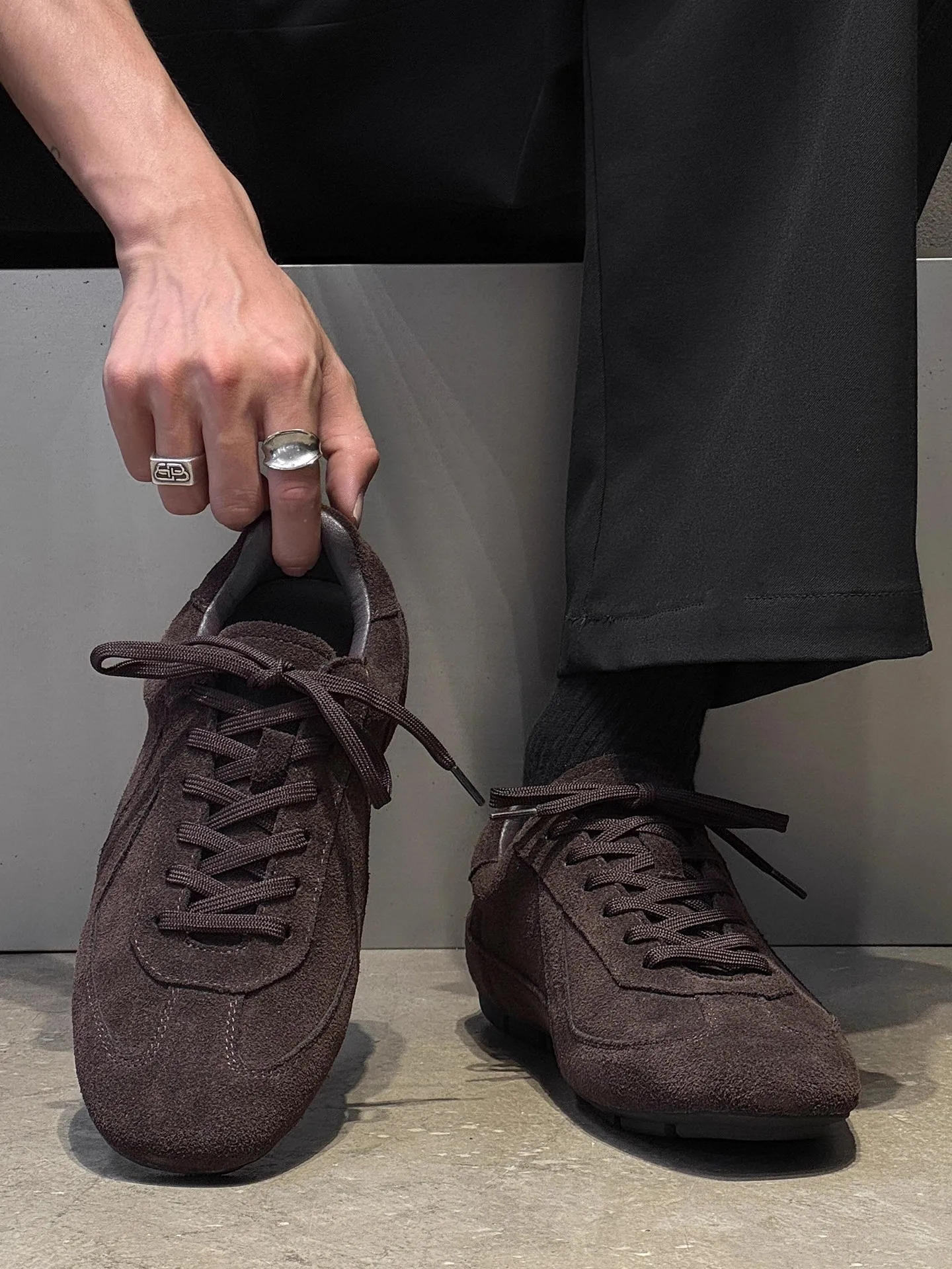 2025 الأكثر مبيعاً للجنسين أحذية مشي متينة مقاومة للانزلاق عالية الجودة أحذية مشي غير رسمية جودة استثنائية