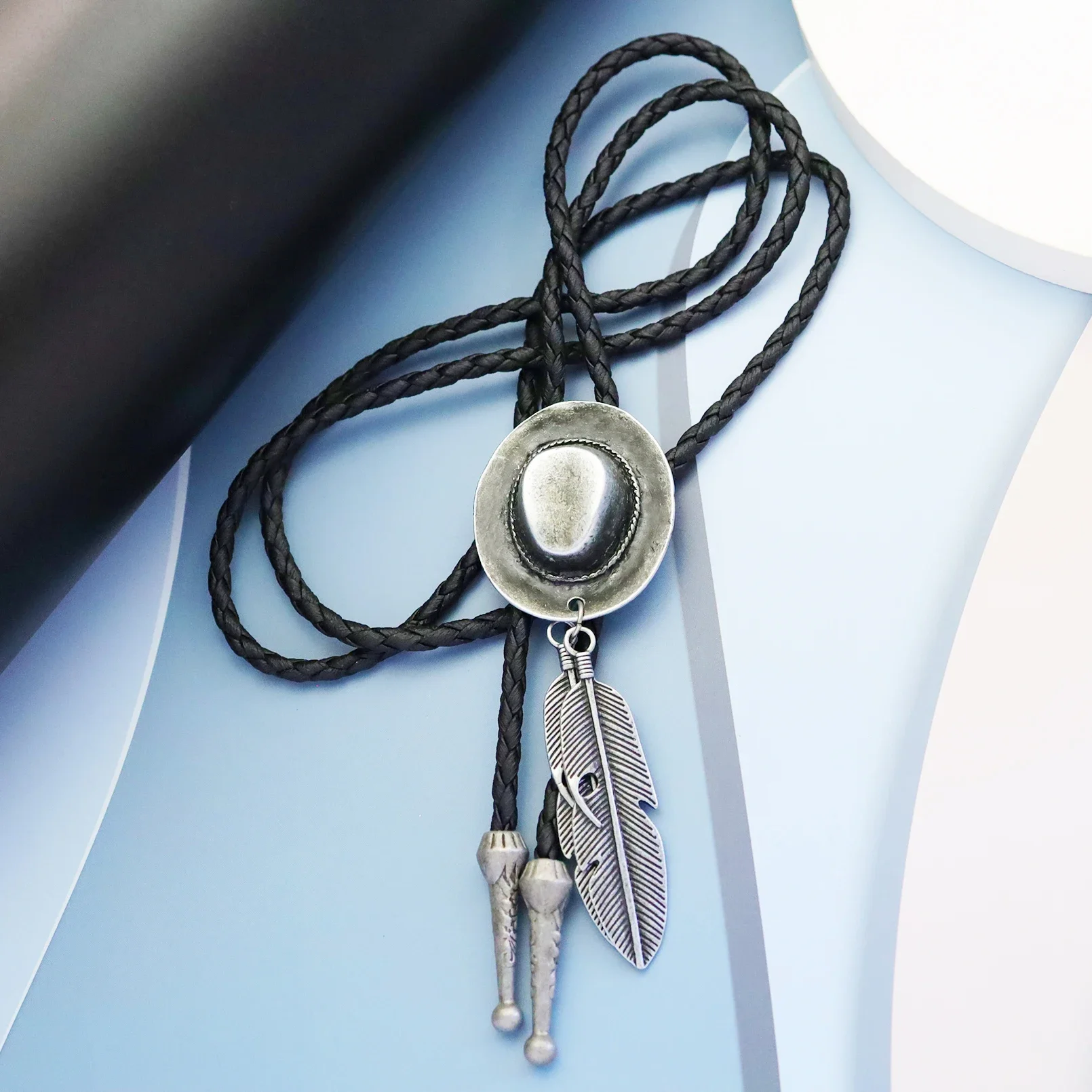 Men Bolo Tie Hat Feather Pendant Western Cowboy Leather Necktie Necklace Adjustable Accessories Women Jewelry Dropshipping