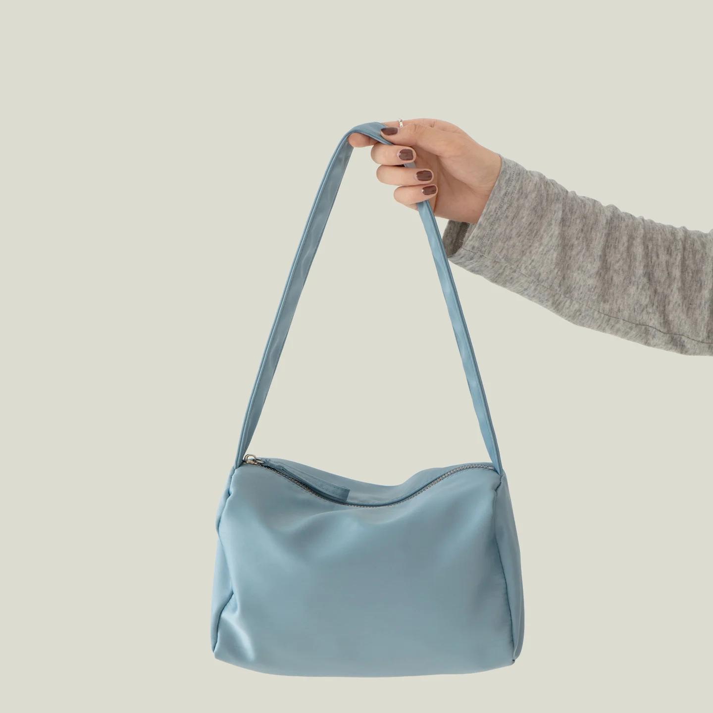 

Niche Lightweight Solid Color Minimalist Pillow Bag For Women Fashionable Versatile Casual Handbag/shoulder Bag
