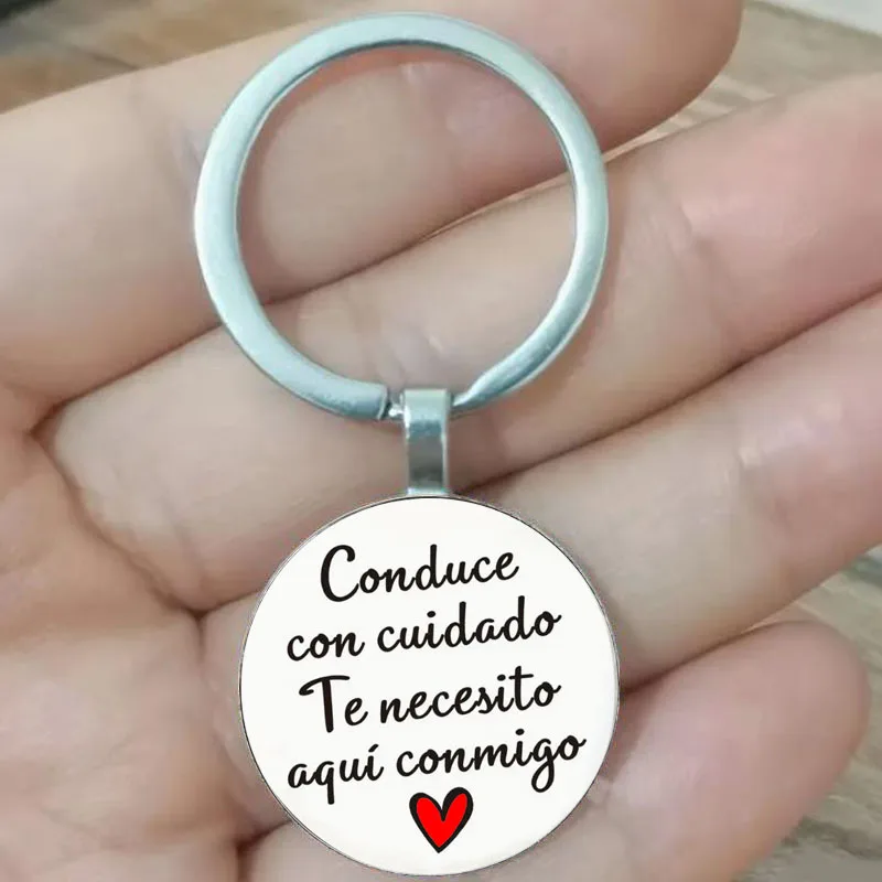 Spanish Safe Driving Keychain, Suitable Gift for Dad and Boyfriend, Trucher Husband Valentine's Day Gift, Women and Men's Drivin