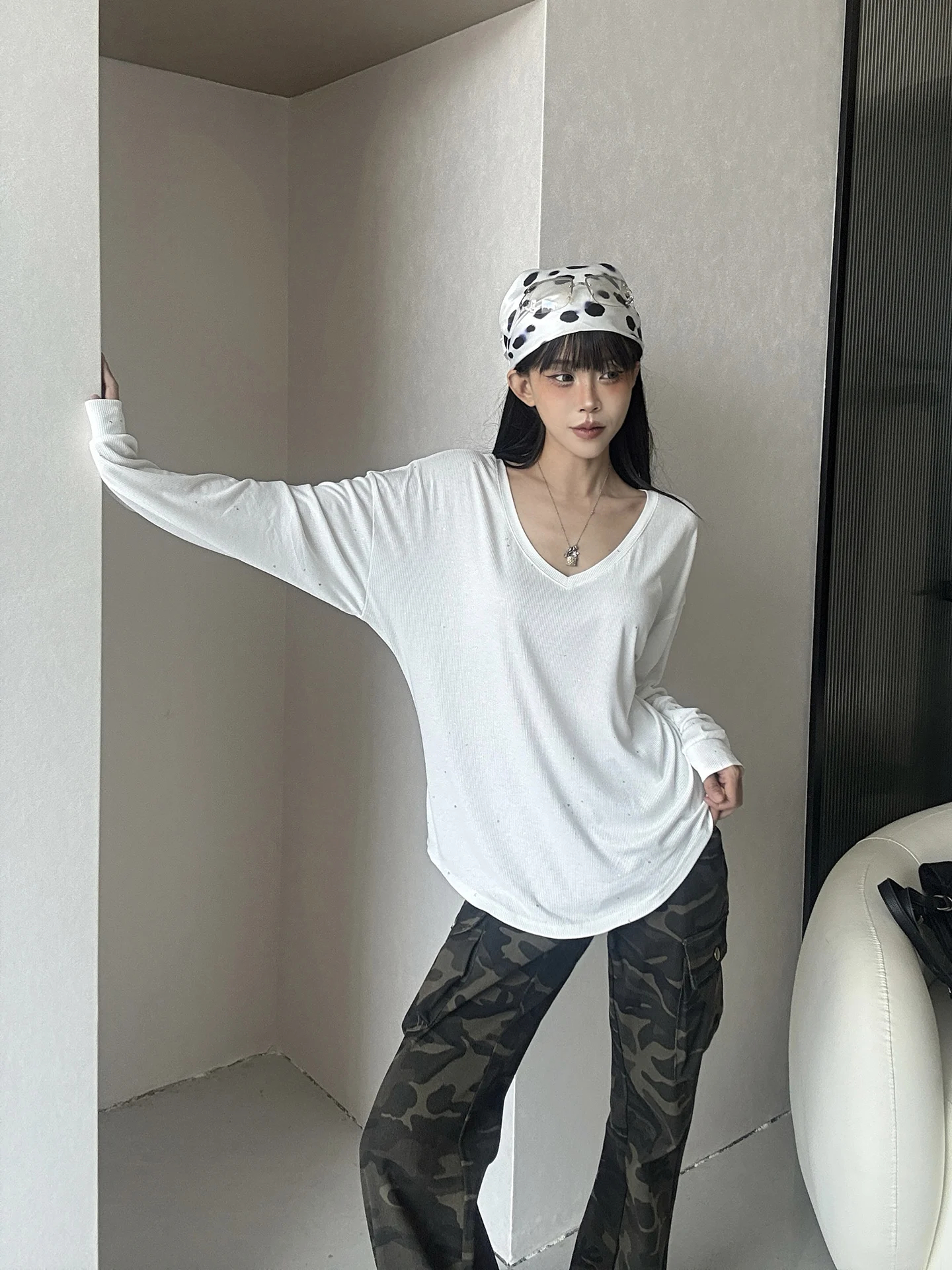 Loose Long Sleeve T-Shirt Women's Casual Top MianCun Street Dance Jazz Style V-Neck Comfortable Skin-Friendly Drifting Fashion