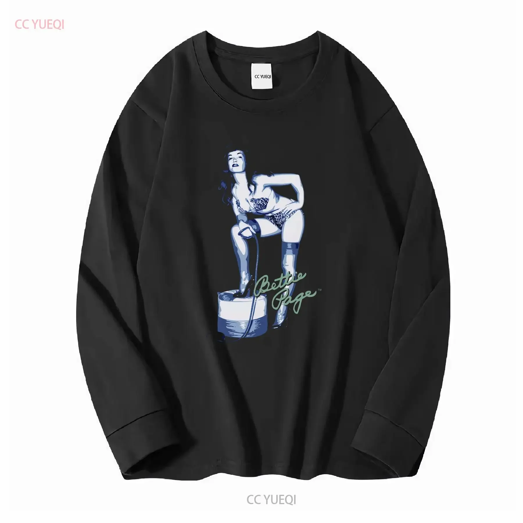 تي شيرت Bettie Page Mistress مرخص من عام 1950 نموذج فتاة Pin Up أسود عتيق جرافيك مغسول موضة متعددة الاستخدامات قليلاً للجنسين #3