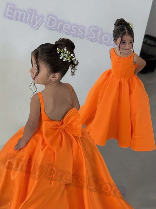 カスタマイズされた紫色のフラワーガールのドレス結婚式のサテンと弓ノースリーブエレガントなふわふわ子供の誕生日初聖体夜会服