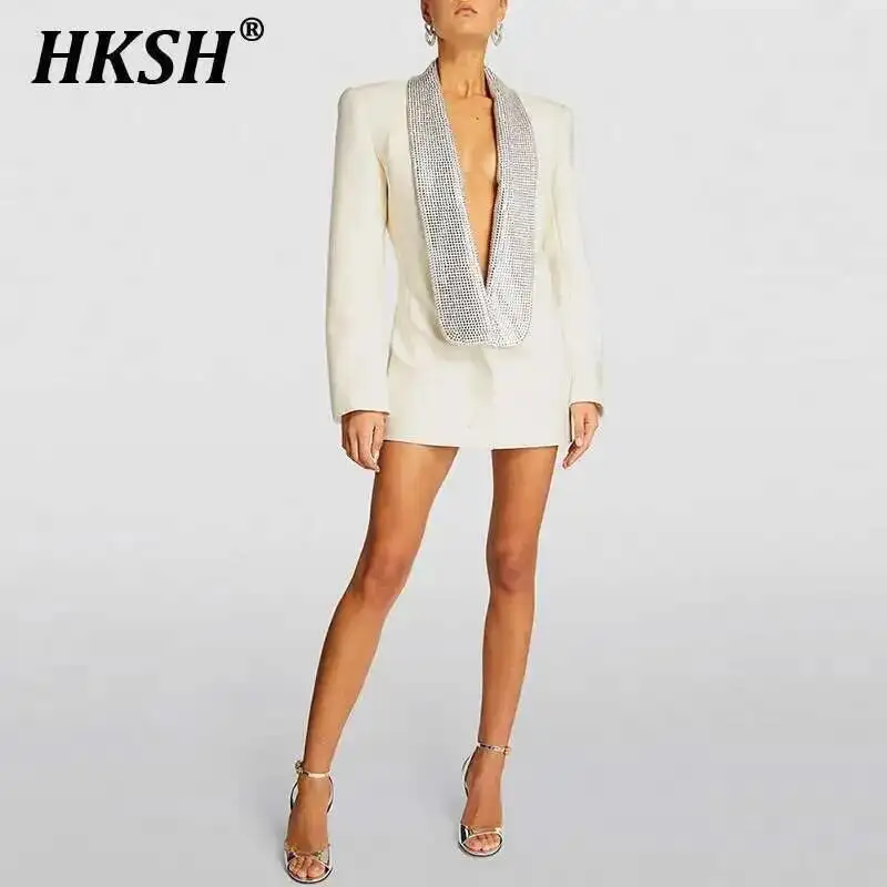 

HKSH Autumn New Women's Tide Fashion Ins Personalized Hollow Back Hot Diamond Shawl Collar Blazer Skirt Fashion Chic Coat HK3136