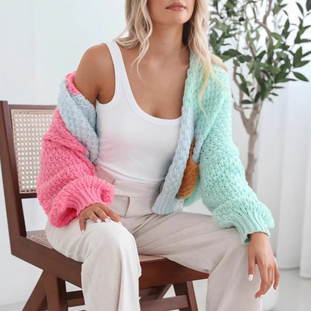 Cardigan women 2025 sweater casual knitted pocket thick contrasting color single-breasted V-neck top sweaters women's clothing