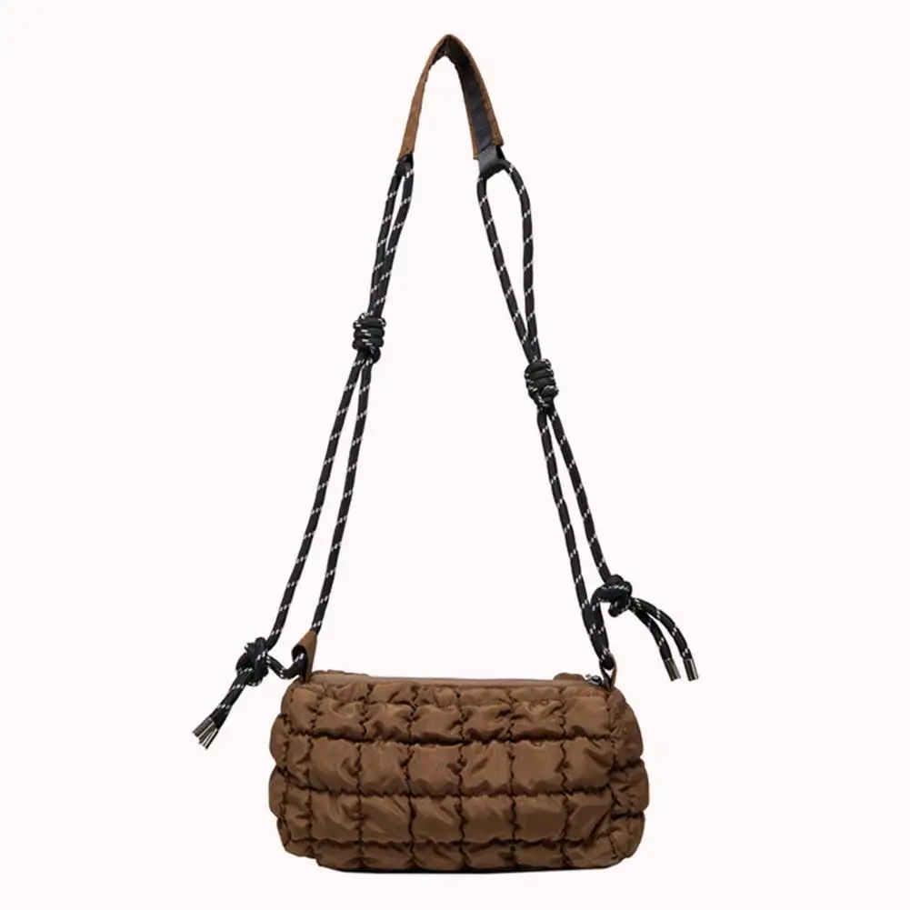 กระเป๋าสะพายไหล่ผู้หญิงแบบนุ่มพร้อมสายสะพายเชือกถัก กระเป๋าสะพายข้างบุนวม ปิดด้วยซิป กระเป๋าทรงพัฟเฟอร์ กระเป๋าสะพายสำหรับใช้ในชีวิตประจำวันสำหรับผู้หญิง