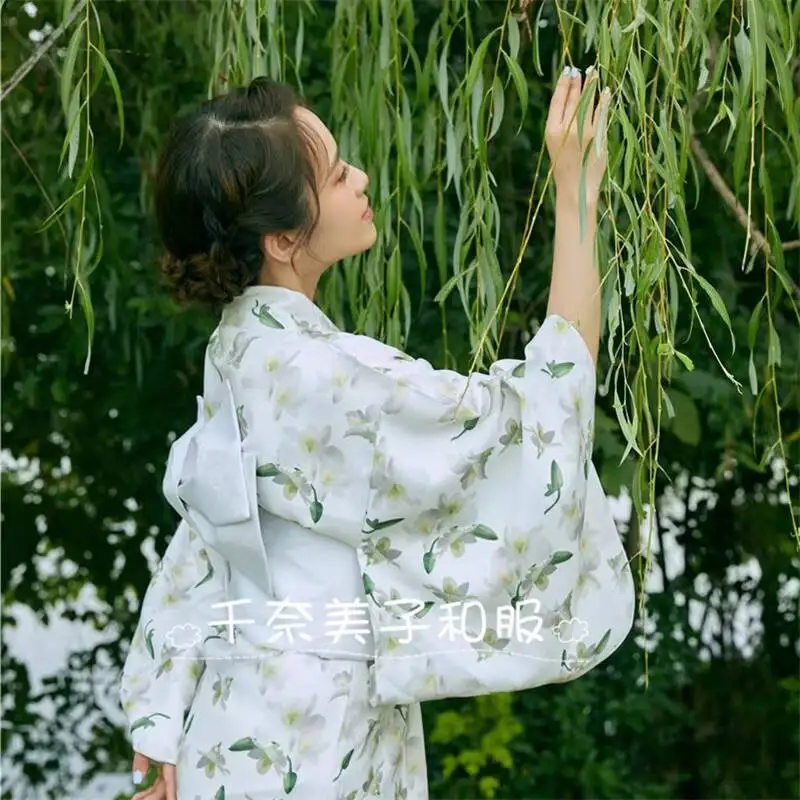

New White Lily Japanese Style Improve Kimono Women Summer Day Gentle Breeze Dress Fiesta Carnival Halloween Cos Cosplay