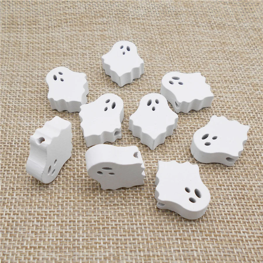 10PCS Wooden White Ghost Shape Halloween Beads Natural Wood Loose Spacer Beads Bracelet Handmade Jewelry Making Accessory