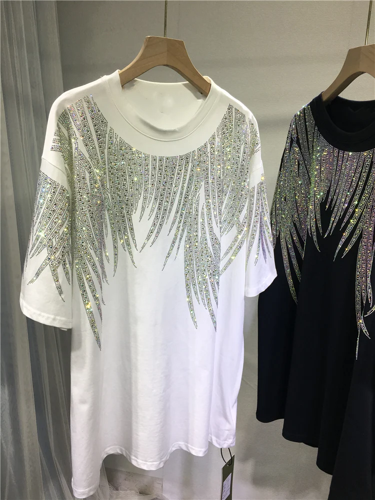 L-4XL Plus ขนาดเสื้อ Rhinestone กราฟิกเสื้อยืดหรูหราขนาดใหญ่สำหรับผู้หญิงผู้ชายฤดูร้อนฝ้ายผู้หญิงเสื้อผ้า Chubby y2K