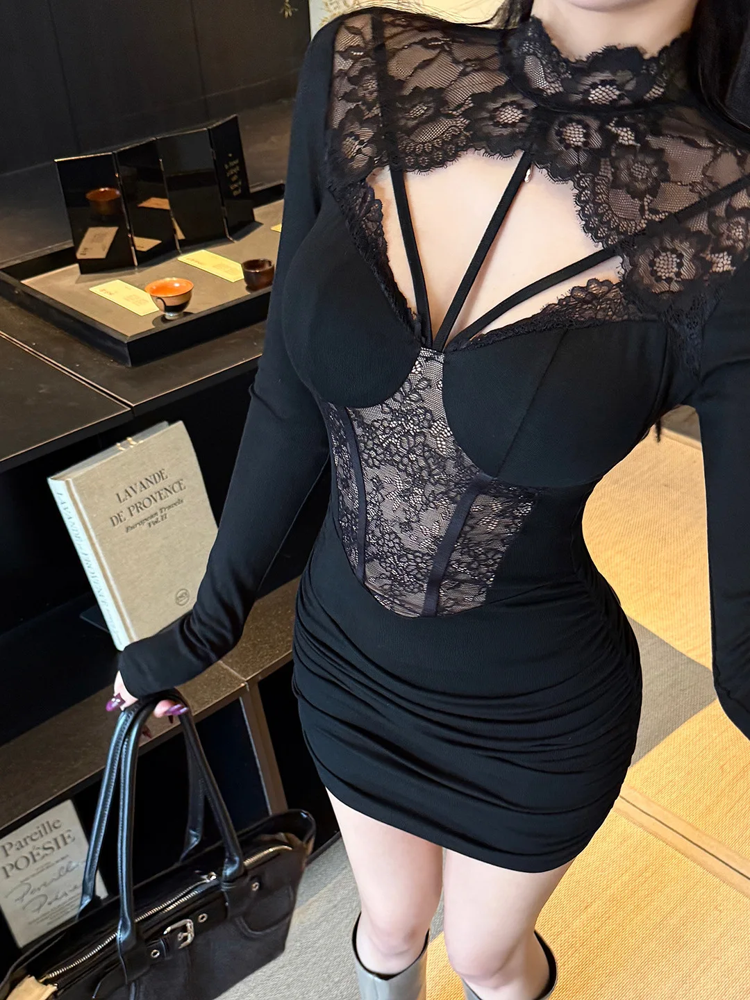 Retro Sexy Kant Zwarte Lange Mouw Mini Jurk Vrouwen Nieuwe Lente Y2K Elegante Uitsparing Sheer Bodycon Club Jurk Hotsweet Slanke vestidos