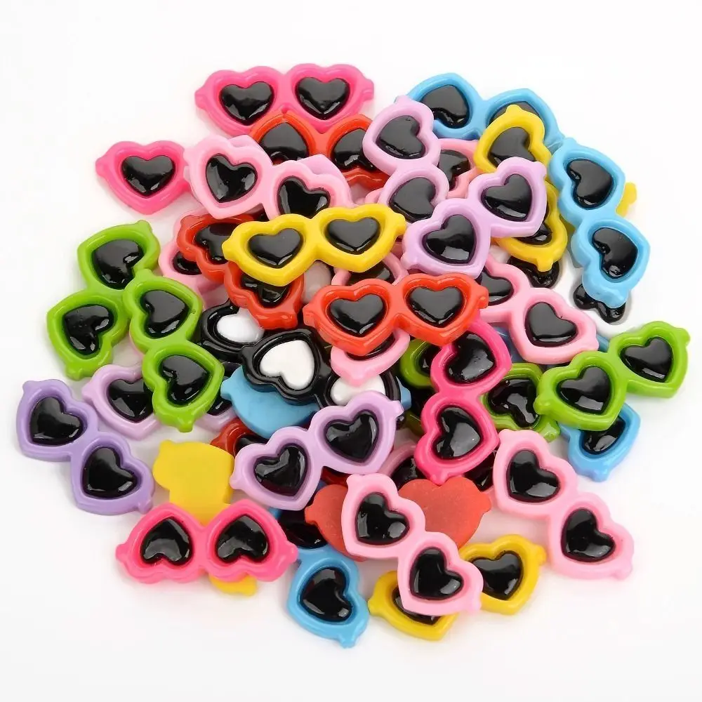 

50pcs Cabochons Resin Mini Sunglasses Patch DIY Heart-Shaped Resin Ornaments Flat Back 4CM Simulation Toy Scrapbook