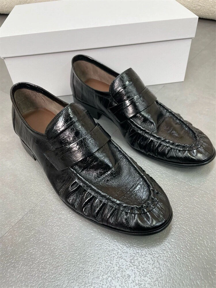 

Genuine Leather Large Sole Eel Skin Retro Pleated Loers 2025 New mat Sle Slip-On Leather oes Single oes