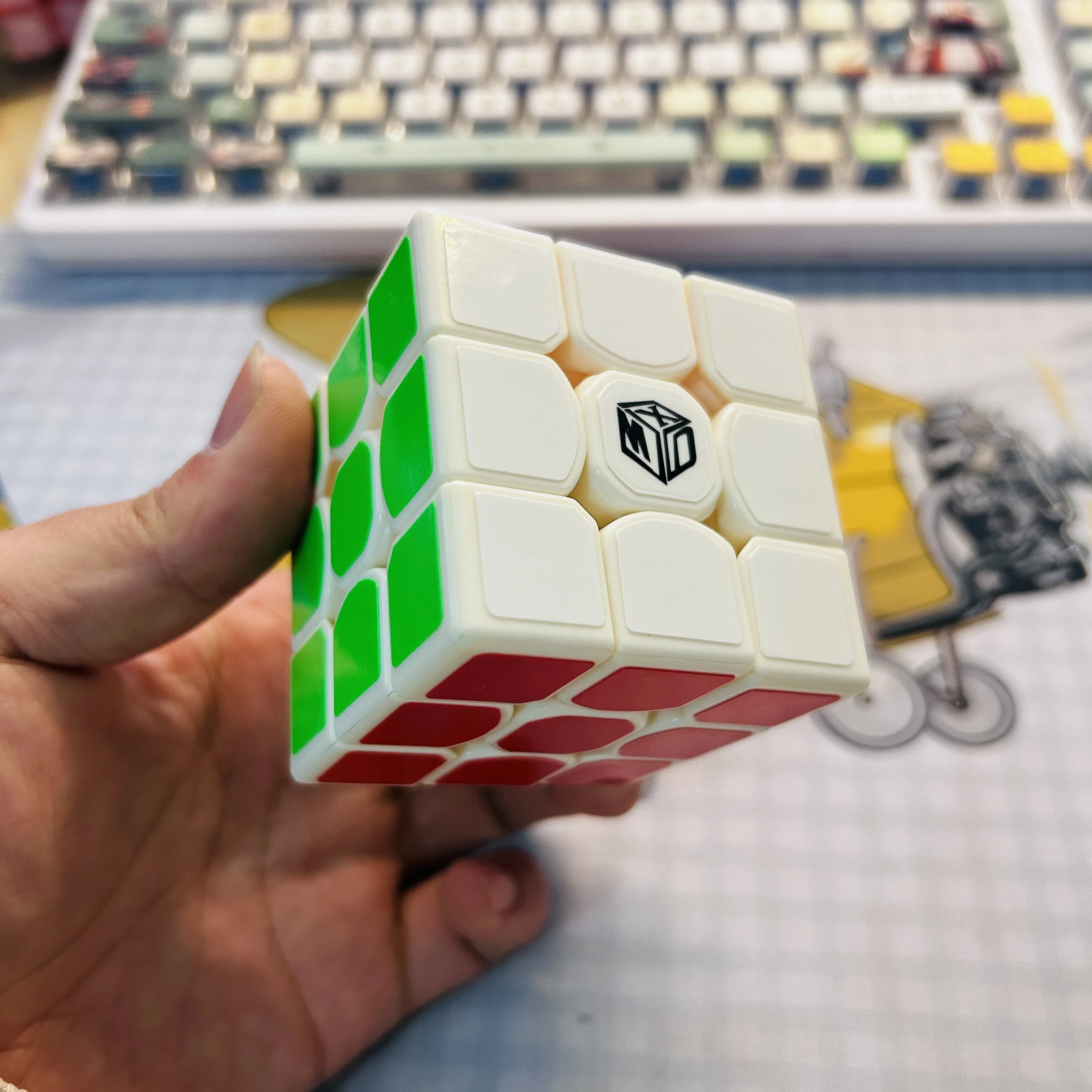 QiYi X-Man Tornado V1 3x3 Cube White Sticker 3x3x3  Version  Magic Speed Cube Pioneer Puzzle Toys