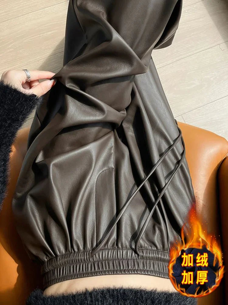 

Осень-зима, новые уличные широкие брюки из искусственной кожи, женские свободные прямые модные повседневные драпированные брюки с эластичной резинкой на талии