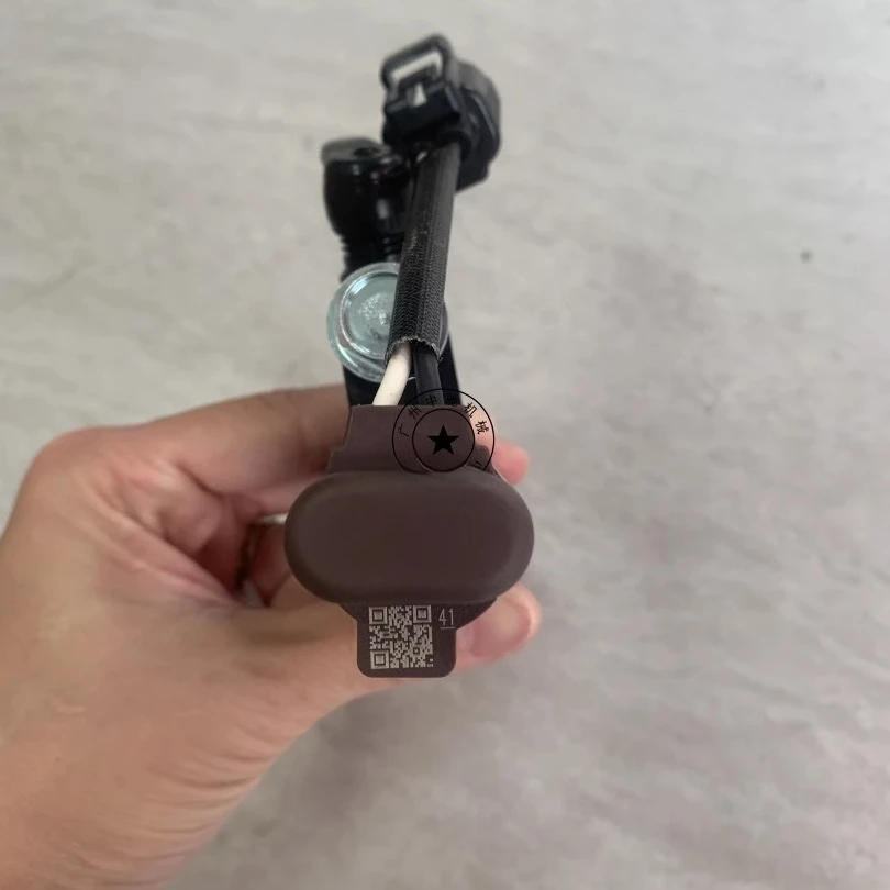 Hot saleImported Hino 700 truck tractor E13C fuel injector assembly 095000-5226 23670-E0341