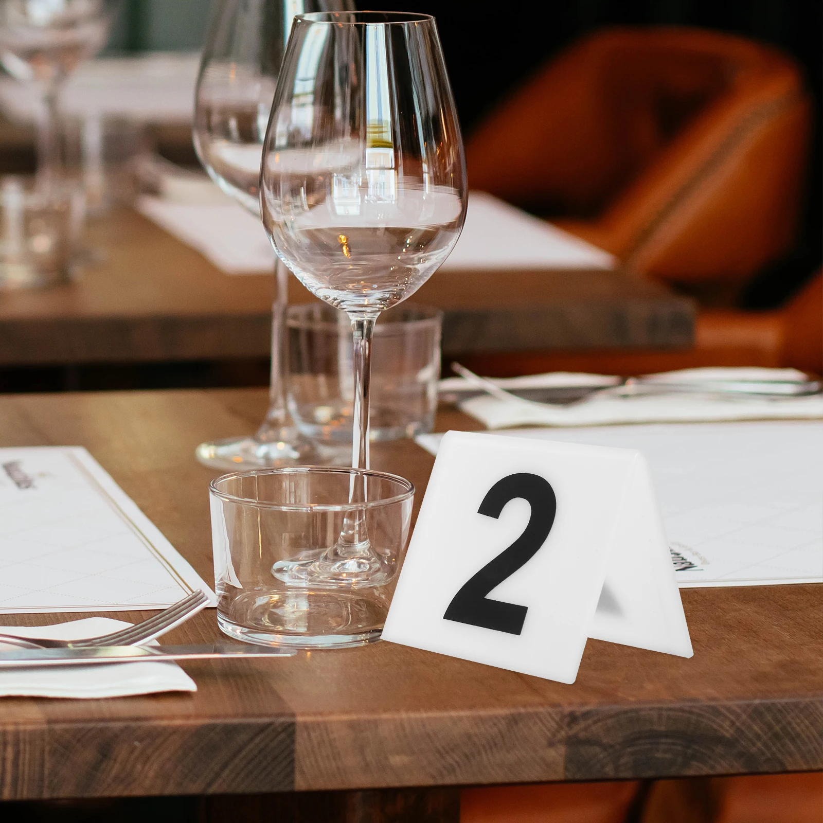 

10Pcs Reusable Table Numbers Acrylic V Shaped Number Markers for Restaurant Event Decor Game Evidence Supplies