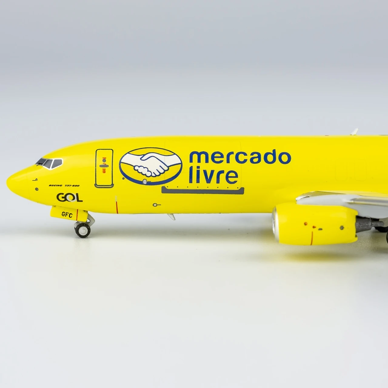 58197 Alloy Collectible Plane Gift NG Model 1:400 Mercado Livre Boeing B737-800 Diecast Aircraft Jet Model PS-GFC